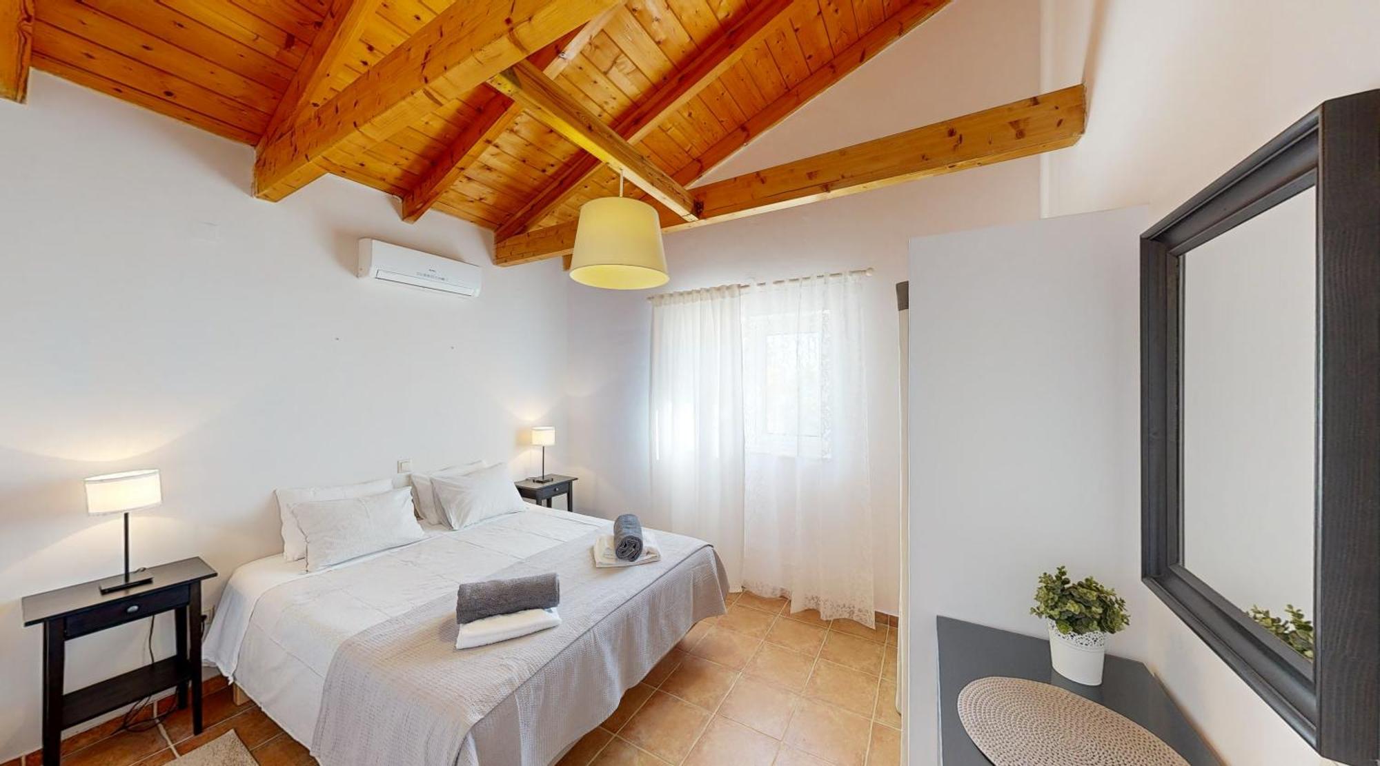 Meroviglia Vila Gaios